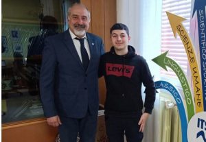 Sapri, a 19 anni primo in graduatoria: Ernesto Fedele è il docente più giovane d’Italia