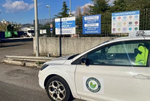 Salerno, volontari e istituzioni insieme per il verde urbano: l’associazione ringrazia Comune e Salerno Pulita