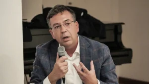 massimiliano manfredi presidente consiglio regionale campania