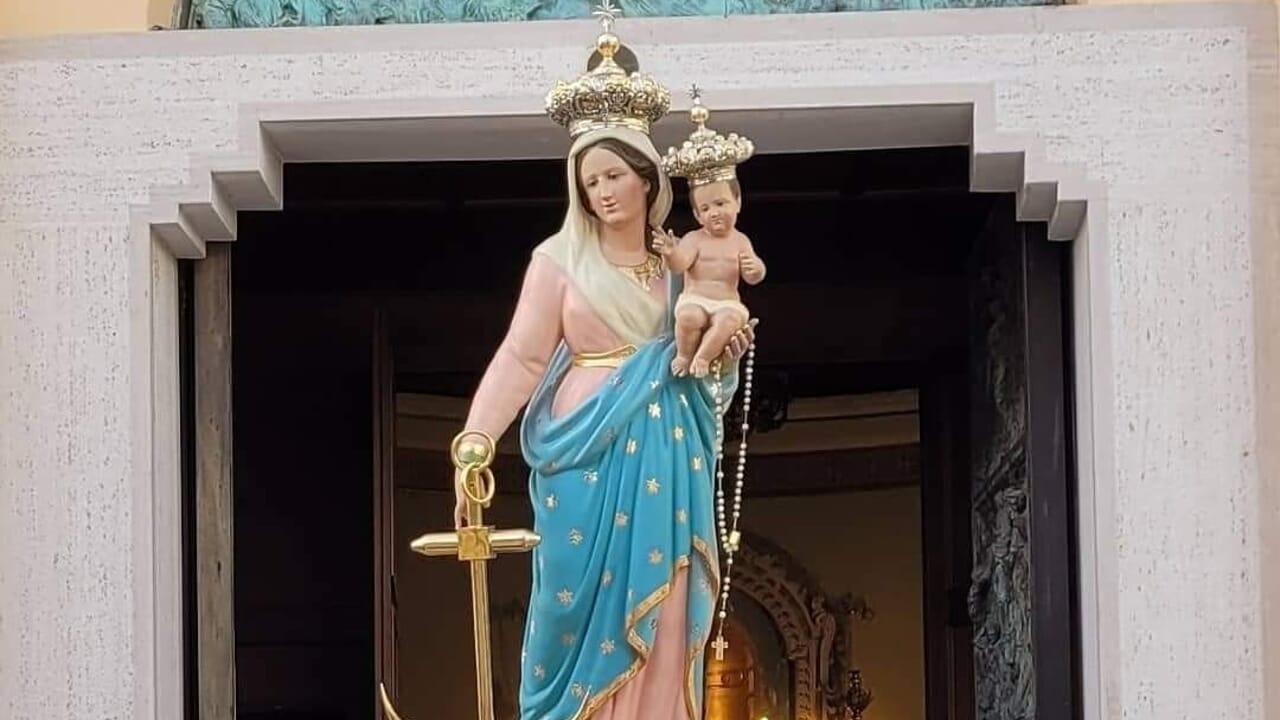 Battipaglia celebra Santa Maria della Speranza: Poste Italiane attiva bollo filatelico speciale l’8 dicembre