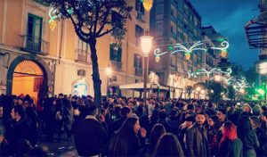 salerno vigilie divieti polemiche social