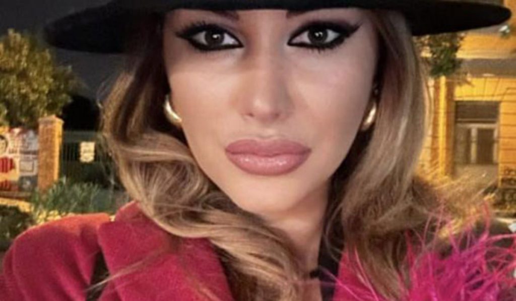 Cava femminicidio suicidio vicinanza imma vietri