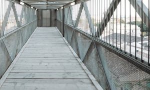 Salerno, ascensore delle Fornelle tra guasti e proteste: residenti esasperati chiedono interventi rapidi