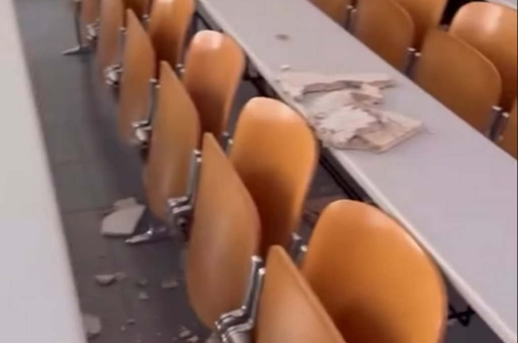 Università di Salerno, nuovo crollo di calcinacci ad Agraria: cresce la denuncia degli studenti