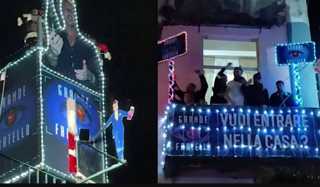 Torre del Greco, il balcone-show di Natale prende di mira Corona e Signorini