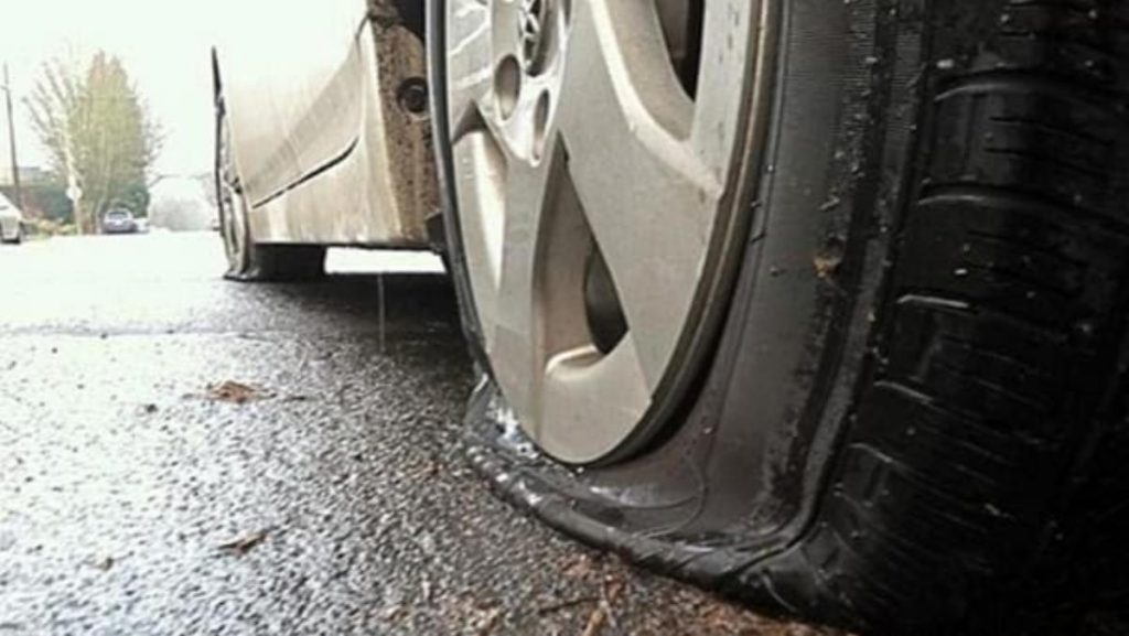 atti vandalici eboli 3 dicembre