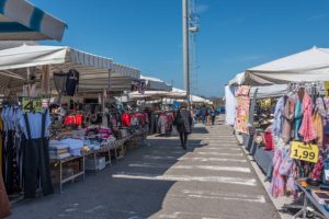 Agropoli, il mercato settimanale cambia data per le festività: anticipi al 24 e 31 dicembre