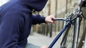 tentato furto bici sarno 17 dicembre