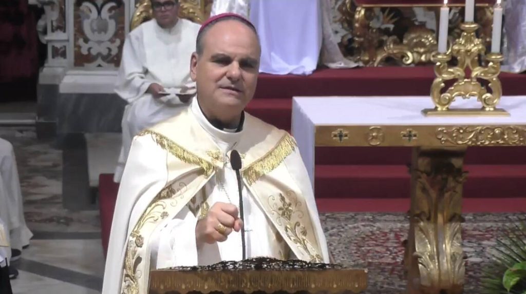 Vescovo Fusco smentita Positano