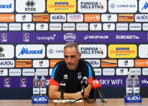 Toscano attacca dopo il pari di Potenza: «Il Catania primo in classifica dà fastidio, il gol di Rolfini era regolare»