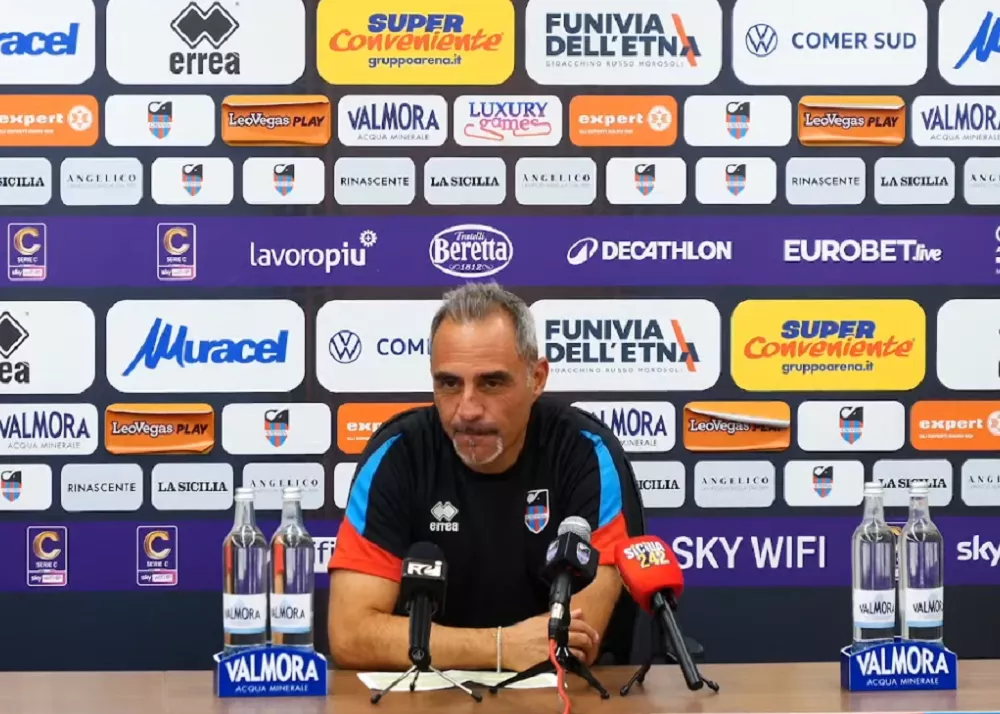 Toscano attacca dopo il pari di Potenza: «Il Catania primo in classifica dà fastidio, il gol di Rolfini era regolare»