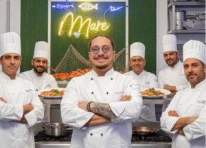 Cenone di Natale e Capodanno “a Casa Tua”: Angelo Intagliatore