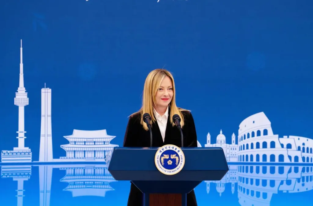 meloni board gaza groenlandia