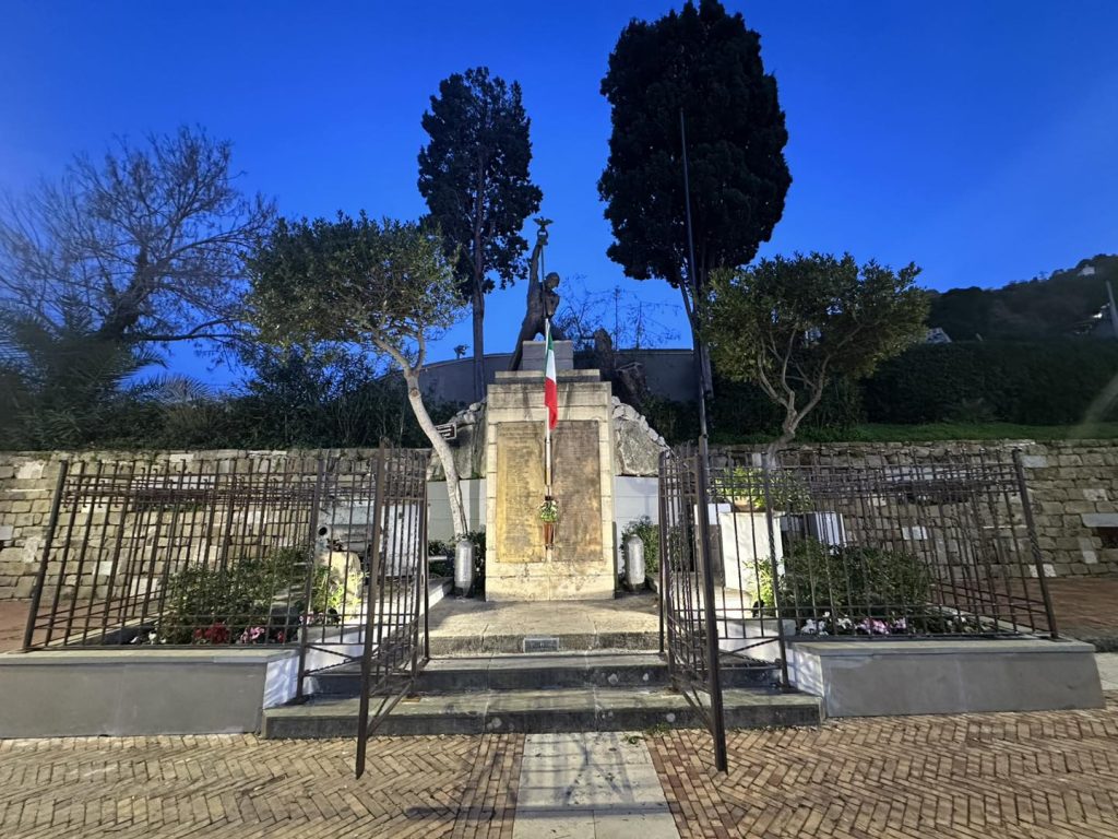 castellabate nuova illuminazione Monumento milite ignoto