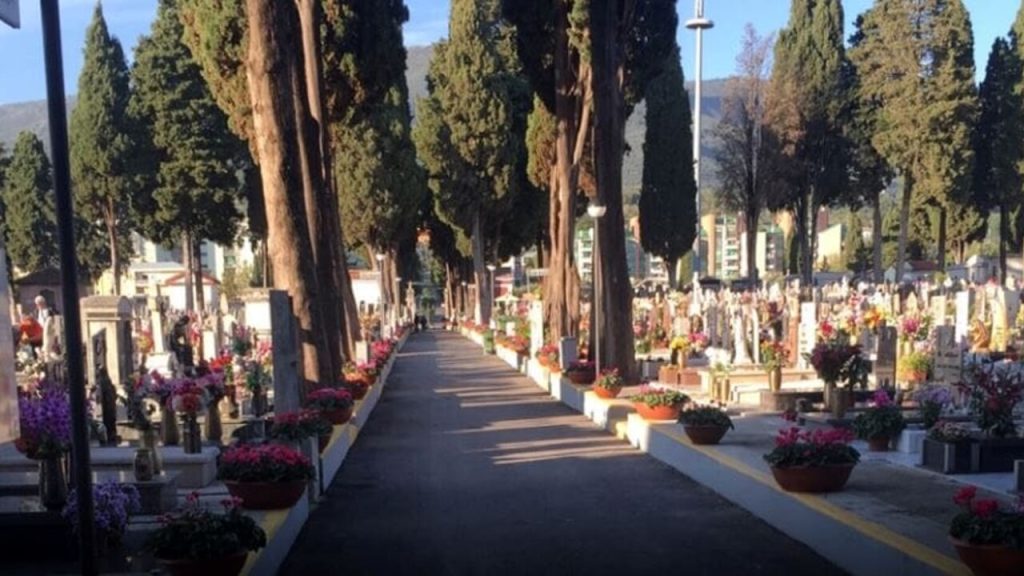 cimitero comunale Eboli