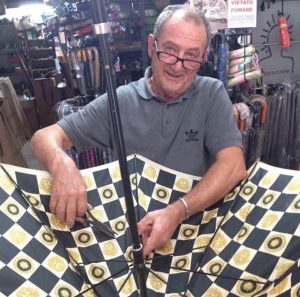 salerno ombrellificio testa chiude