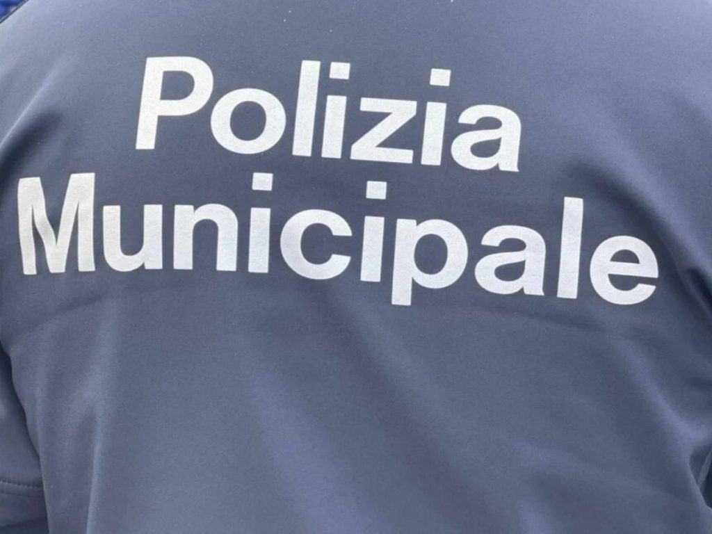 giuseppe costa sottotenente polizia municipale eboli