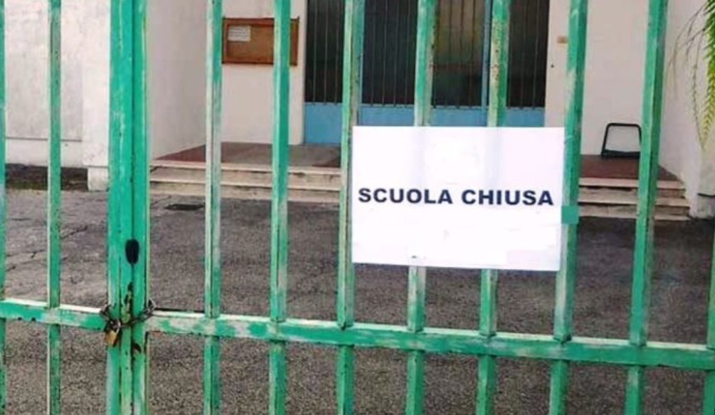 Montesano scuole chiuse