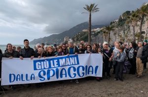 salerno protesta contro espansione porto oggi 4 gennaio