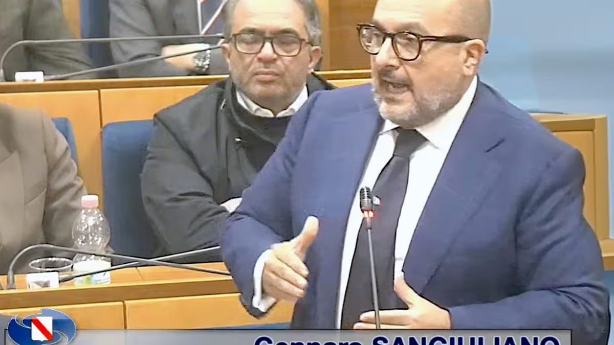 Sangiuliano in Aula interroga Fico su Longola: citazioni colte e tensione in Consiglio regionale