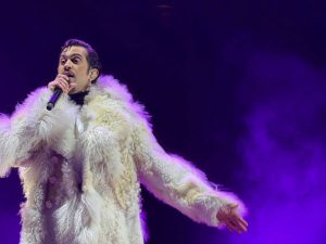 concerto capodanno salerno mahmood ironia freddo cuoppo