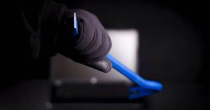 salerno furto salone parrucchiere