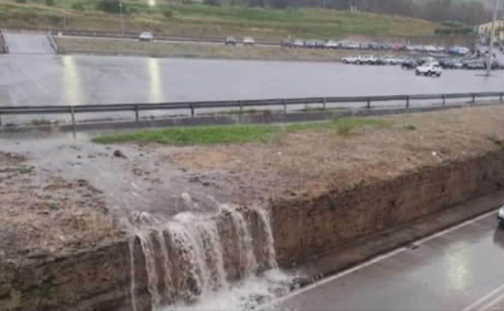 maltempo salerno allagamenti disagi 24 gennaio