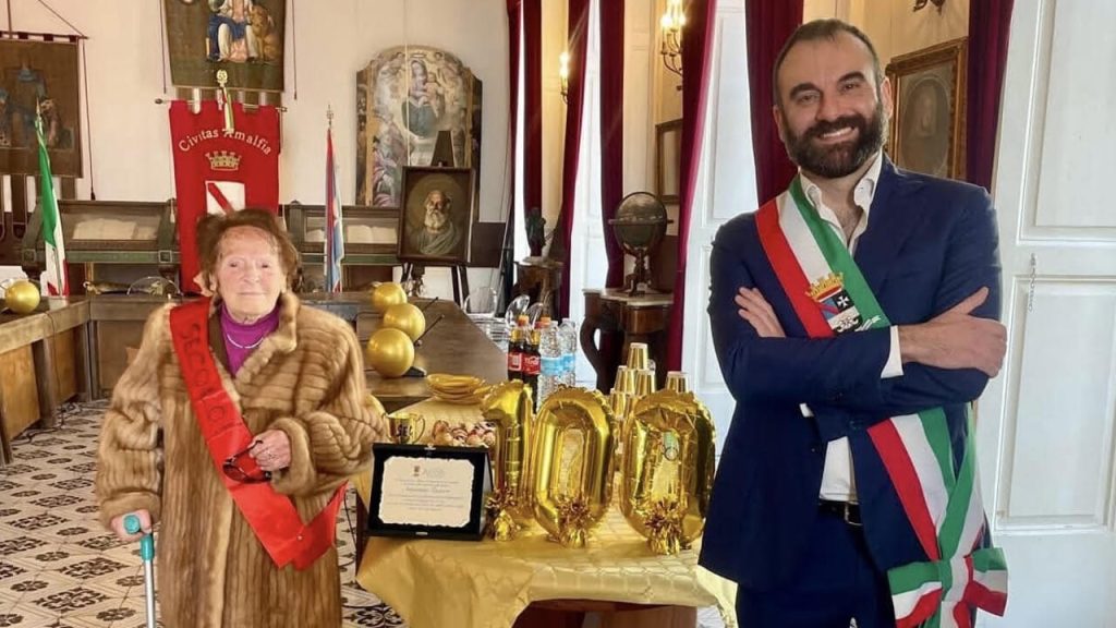 amalfi 100 anni nonna tittina